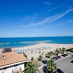 Canguro 3* San Benedetto del Tronto