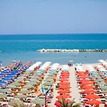 Canguro 3*