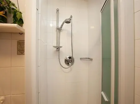 Canguro Hotel 3*